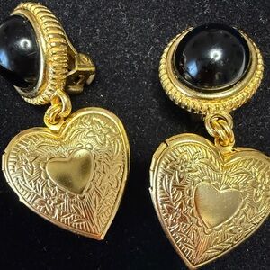 Ben-Amun Gold and Black Heart Earrings
